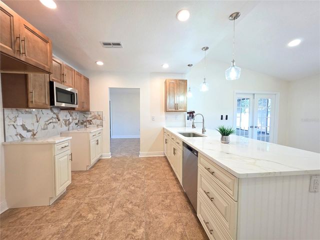 1076 STRATTON AVENUE, Spring Hill, FL 34609