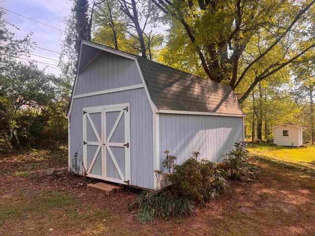385 Wall Street, Campobello, SC 29322