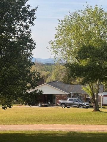 385 Wall Street, Campobello, SC 29322