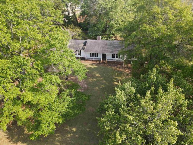 385 Wall Street, Campobello, SC 29322