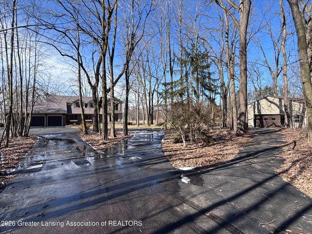 1075 N Edgar Road, Mason, MI 48854