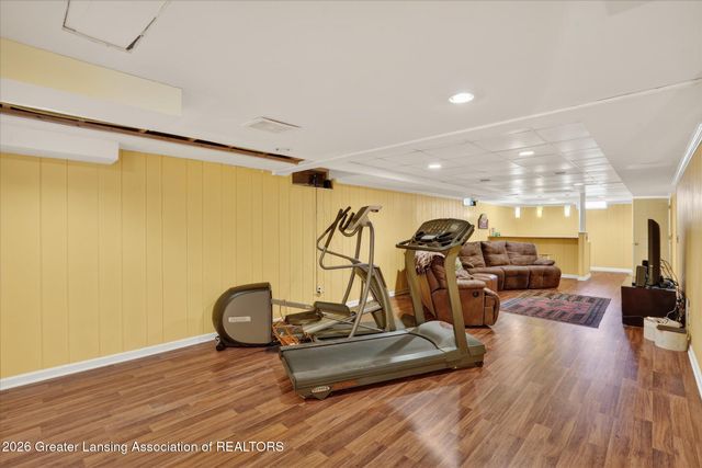 1075 N Edgar Road, Mason, MI 48854