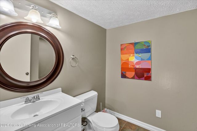 1075 N Edgar Road, Mason, MI 48854