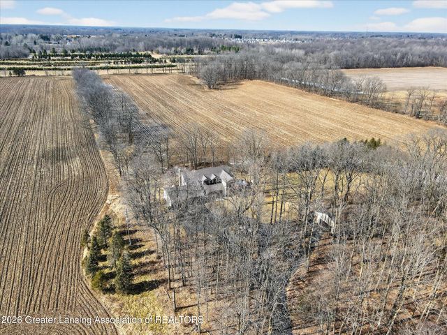 1075 N Edgar Road, Mason, MI 48854