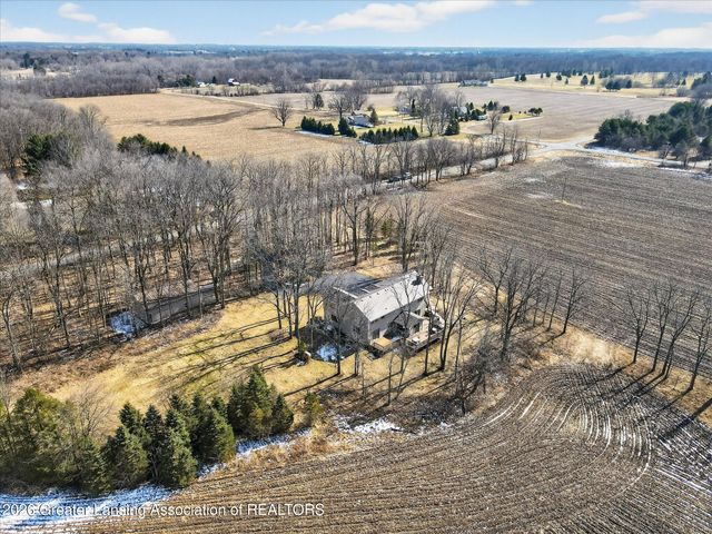 1075 N Edgar Road, Mason, MI 48854