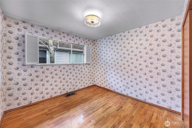 9539 7th Avenue NW, Seattle, WA 98117