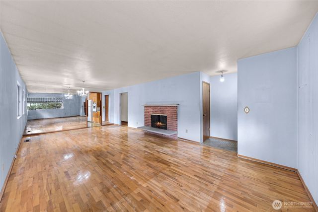 9539 7th Avenue NW, Seattle, WA 98117