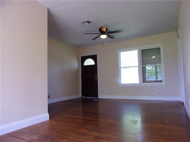 4434 Green Grove Dr, Corpus Christi, TX 78415