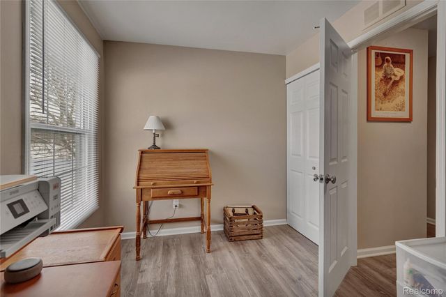 2627 Thornbrier Court 3D, Orion Charter Township, MI 48430