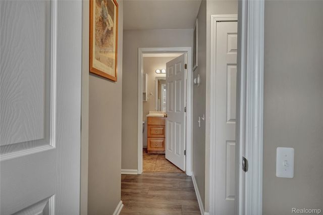 2627 Thornbrier Court 3D, Orion Charter Township, MI 48430