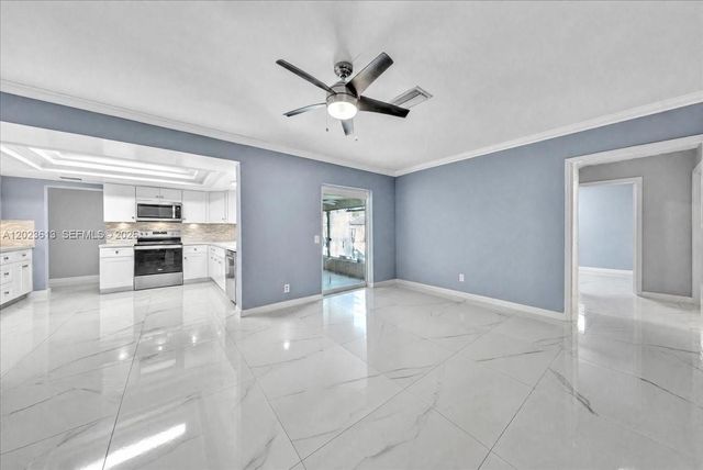 5260 SW 10th Court, Plantation, FL 33317