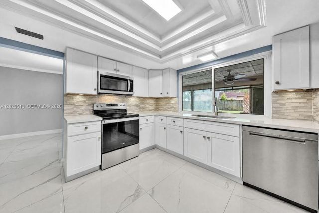 5260 SW 10th Court, Plantation, FL 33317