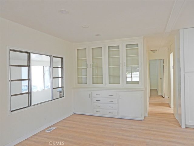 5 Ramona Way, San Fernando, CA 91345