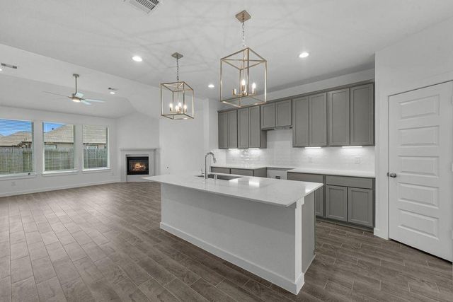509 Fire Mountain Drive, Waller, TX 77484