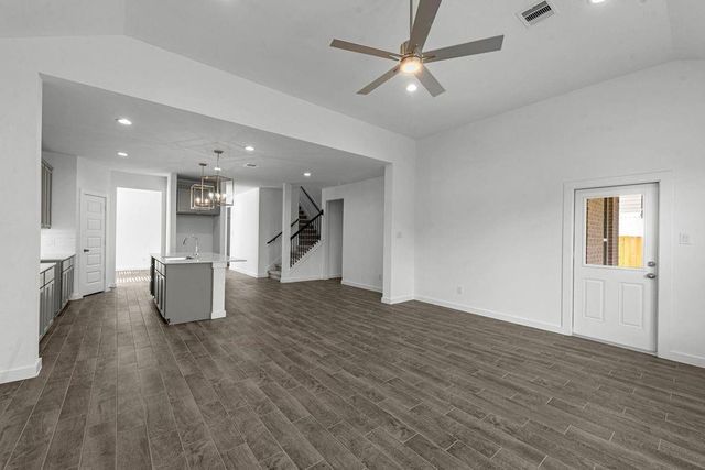 509 Fire Mountain Drive, Waller, TX 77484
