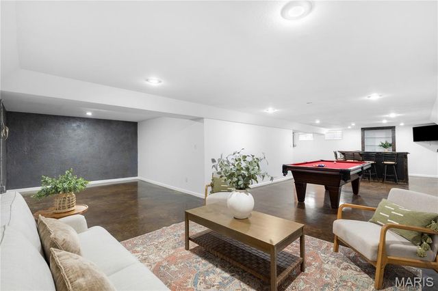 7305 Berkridge Drive, Hazelwood, MO 63042