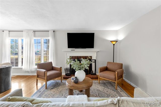 7305 Berkridge Drive, Hazelwood, MO 63042