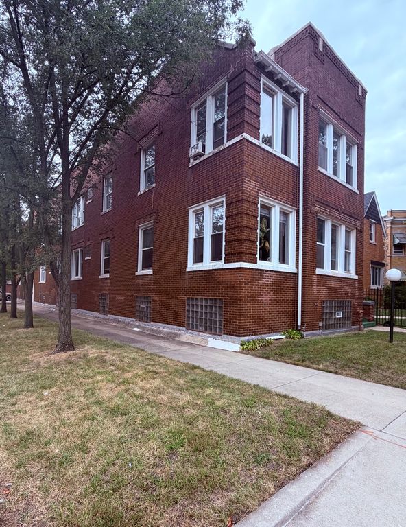 7358 S Michigan Avenue, Chicago, IL 60619