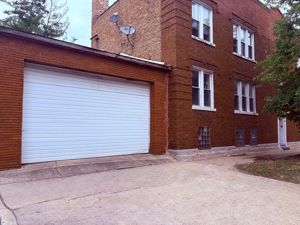 7358 S Michigan Avenue, Chicago, IL 60619 — photo 2