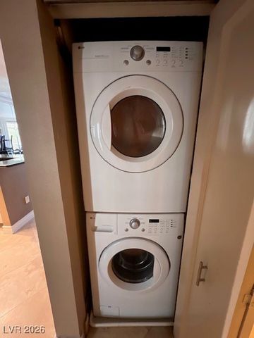 260 East FLAMINGO Road 334, Las Vegas, NV 89169