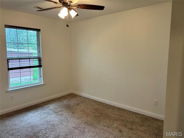 40 Pecan Tree Lane, Farmington, MO 63640