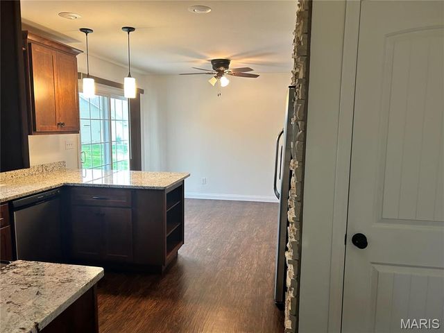 40 Pecan Tree Lane, Farmington, MO 63640