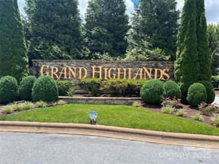 4642 Bearwallow Mountain Road 115, Hendersonville, NC 28792