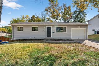 5102 Ville Donna Lane, Hazelwood, MO 63042