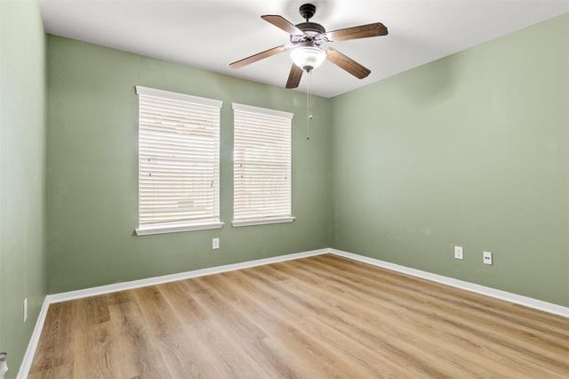 6113 Larrycrest Drive, Pearland, TX 77584