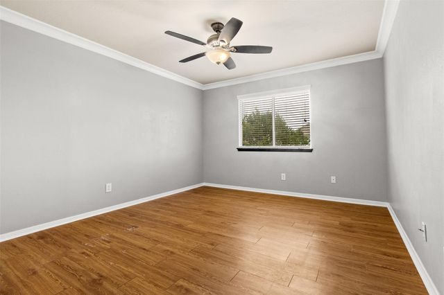 6113 Larrycrest Drive, Pearland, TX 77584