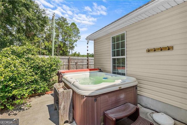 100 Kingsley Drive S, Guyton, GA 31312