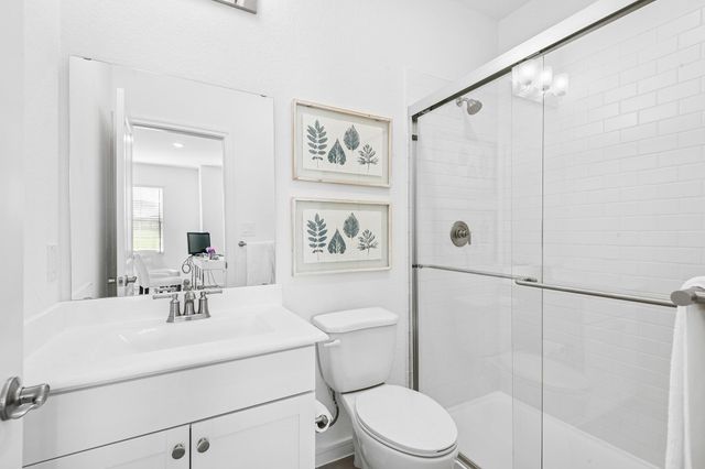 901 Kingwood Drive, League City, TX 77573