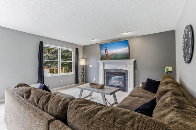 1219 15th Street SE, Forest Lake, MN 55025