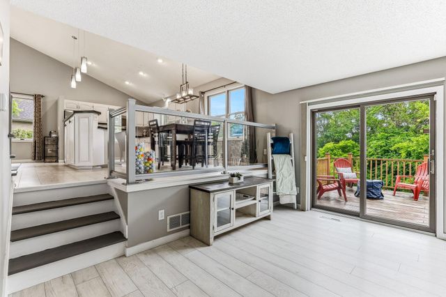 1219 15th Street SE, Forest Lake, MN 55025