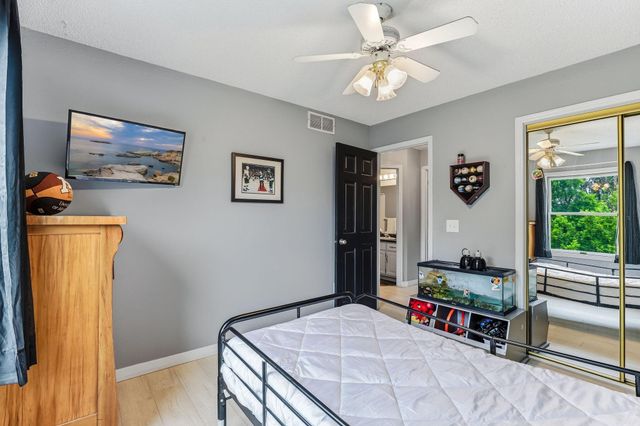 1219 15th Street SE, Forest Lake, MN 55025