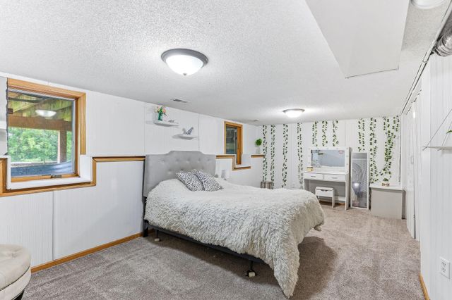 1219 15th Street SE, Forest Lake, MN 55025