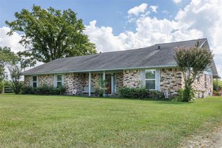 1100 Anderson Lane, Brenham, TX 77833