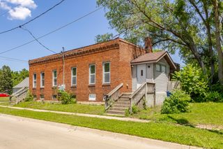 241-243 E 24th Street, Des Moines, IA 50317