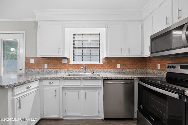 110 Wildwood Lane, Brandon, MS 39047