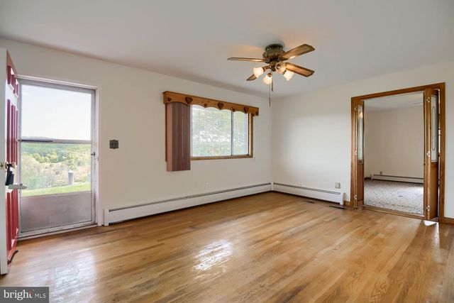 3111 ECKARD RD, Westminster, MD 21157