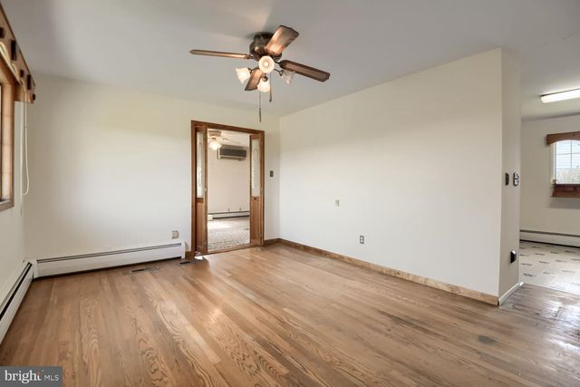 3111 ECKARD RD, Westminster, MD 21157