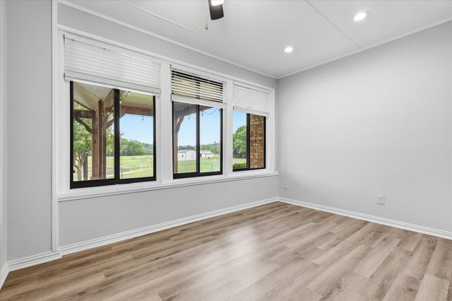 6490 Rector Road, Sanger, TX 76266
