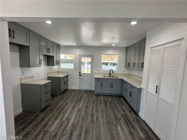 1551 Del Amo Boulevard, Torrance, CA 90501