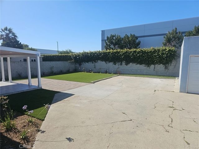 1551 Del Amo Boulevard, Torrance, CA 90501