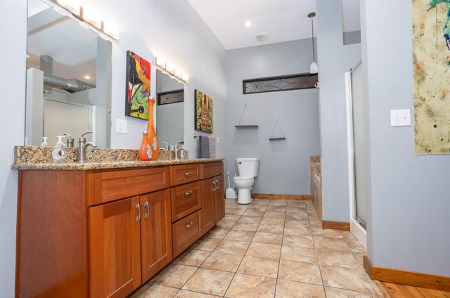 327 E Walnut Street 203, Springfield, MO 65806