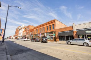 327 E Walnut Street 203, Springfield, MO 65806