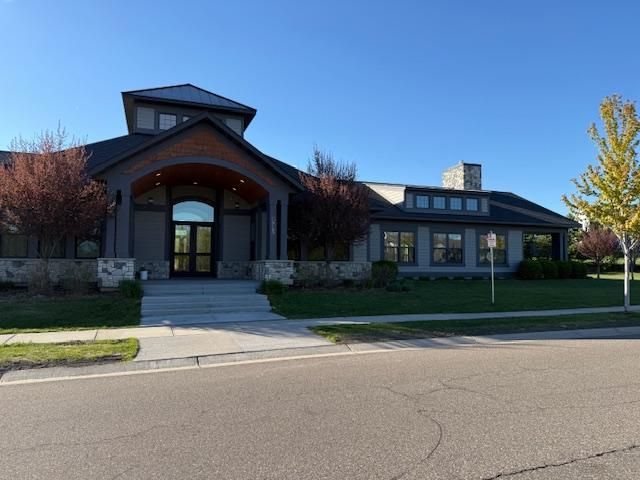 7929 182nd Street W, Lakeville, MN 55044
