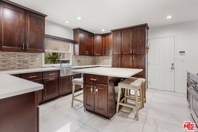 1361 Winchester Avenue, Glendale, CA 91201