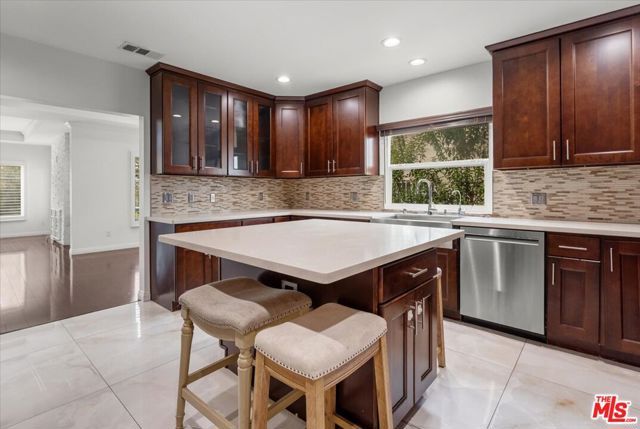 1361 Winchester Avenue, Glendale, CA 91201