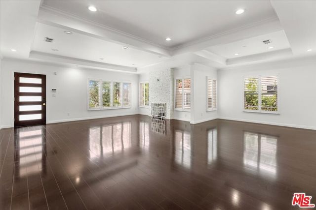 1361 Winchester Avenue, Glendale, CA 91201